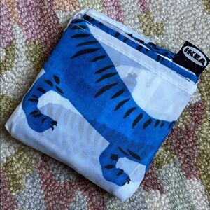 IKEA NWT SKYNKE Crazy Blue Cat reusable, foldable Tote Bag